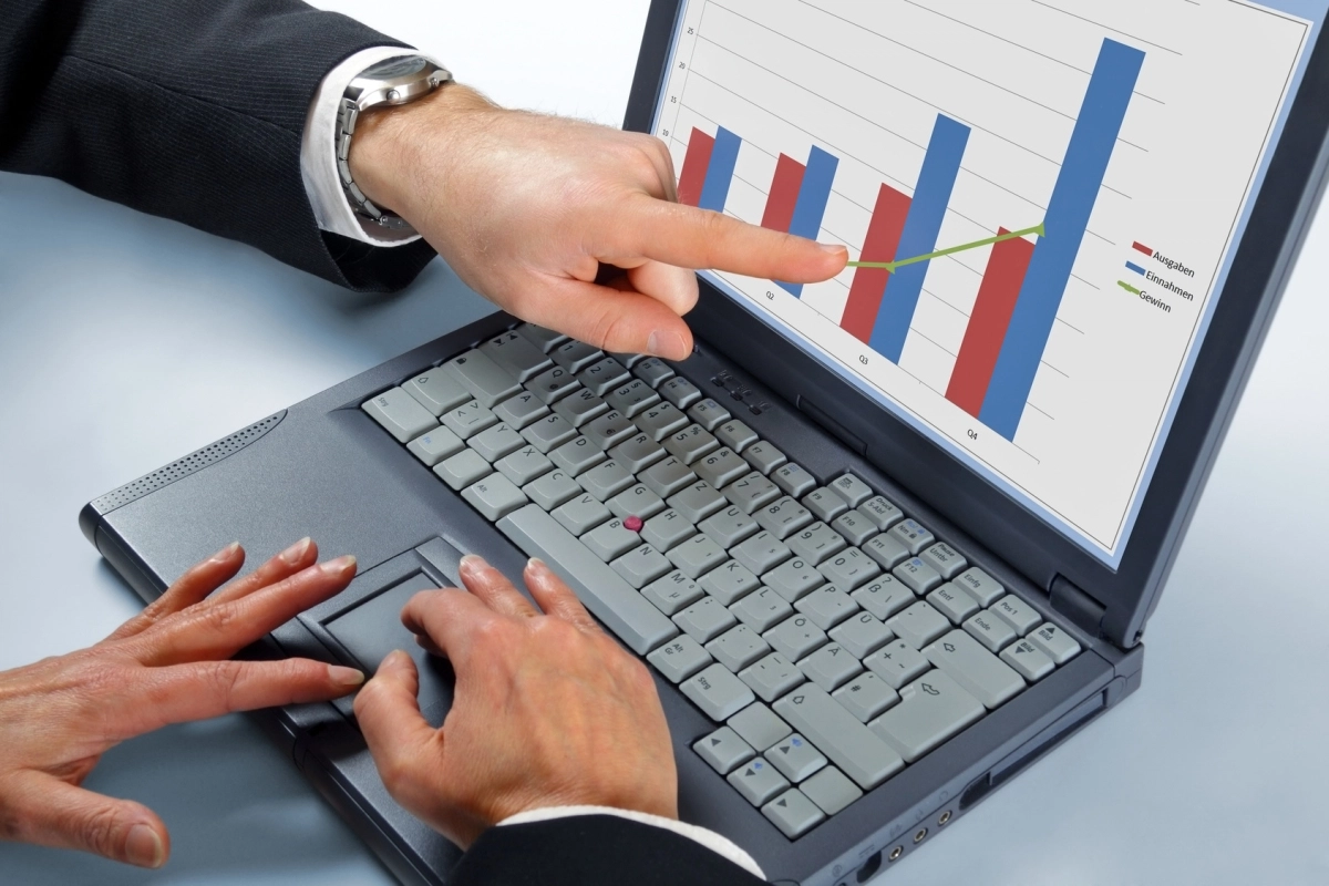 День экономиста в России и Беларуси